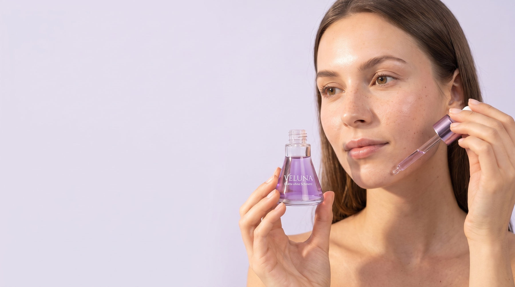 Frau mit Veluna Haarstopp-Serum